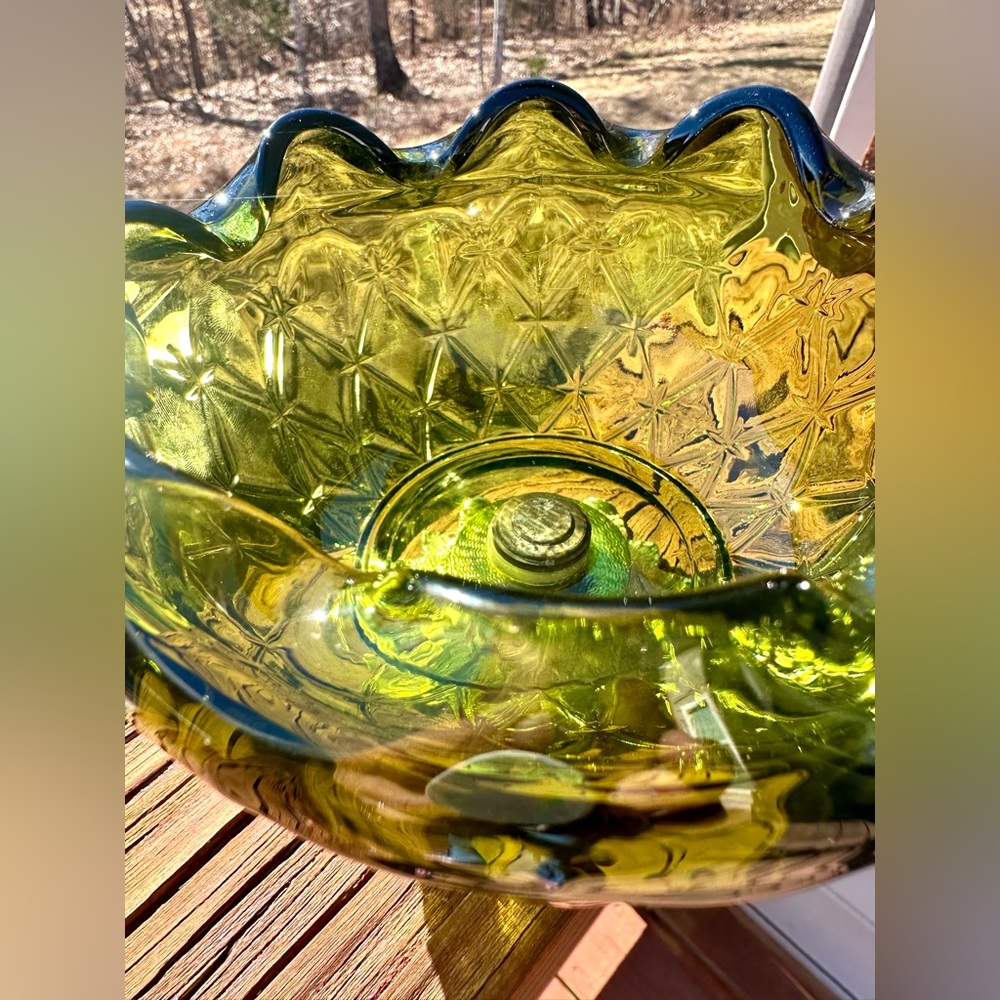 VTG Indiana Glass Diamond Point Footed Avacado Bowl w/Metal Leaf Base - Picture 9 of 9